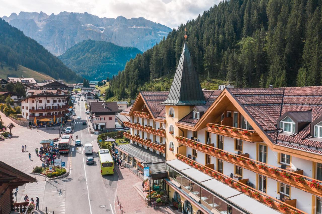Hotel Oswald Selva di Val Gardena Exterior foto